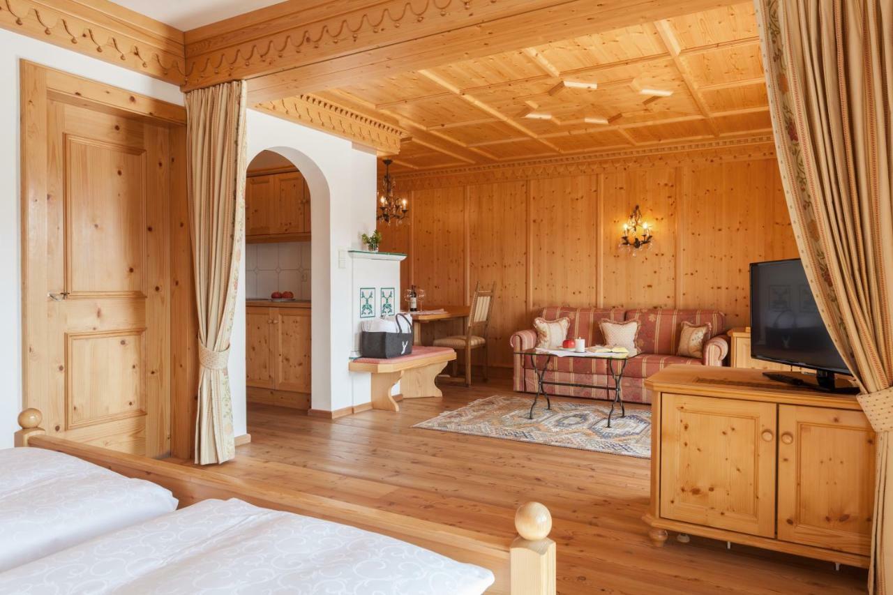 Hotel Laerchenhof Natur Зеефельд в Тироле Экстерьер фото