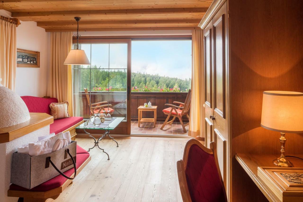 Hotel Laerchenhof Natur Зеефельд в Тироле Экстерьер фото